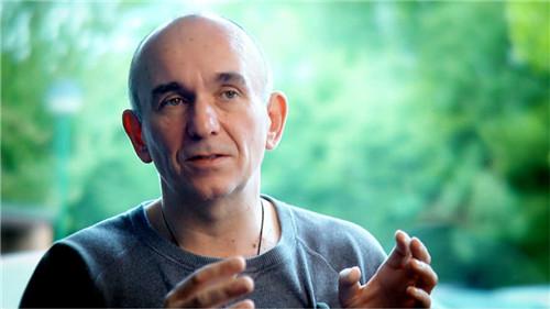 游戏界的鬼才，Peter Molyneux。